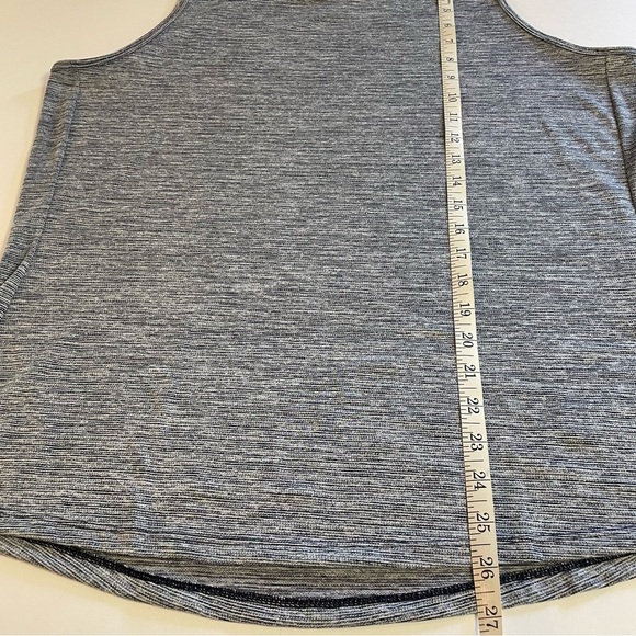 NWT Adidas Women's Navy Sleeveless Heathered Mock Tee Size XL - Picture 10 of 11